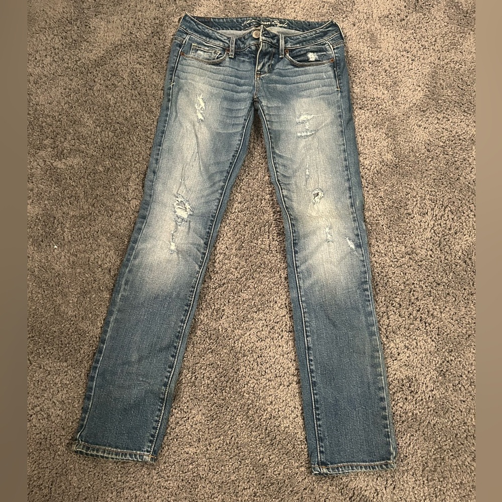 American Eagle Ripped Jeans Skinny Size 4 Women’s
